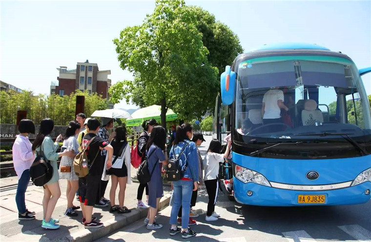 杭州艺术学校参观活动