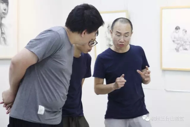 浙江杭州三台山美术培训学校感恩教师节